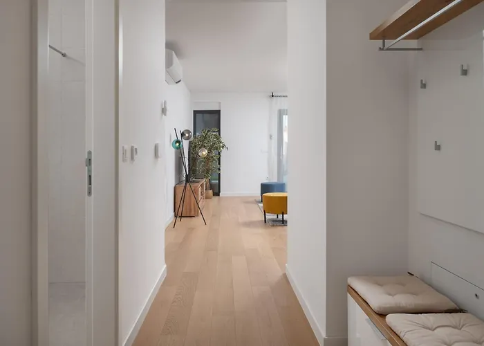 Luxury Mona With Garden&jacuzzi In Zadar, Borik * Zadar