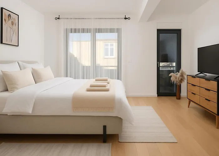 Luxury Mona With Garden&jacuzzi In Zadar, Borik Zadar