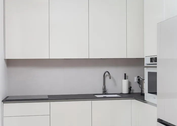 Luxury Mona With Garden & Jacuzzi In Zadar, Borik Apartman *